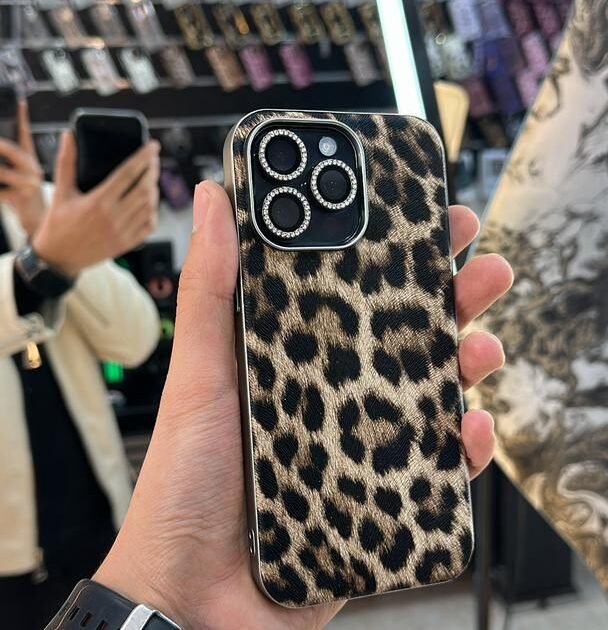 Leopard Case